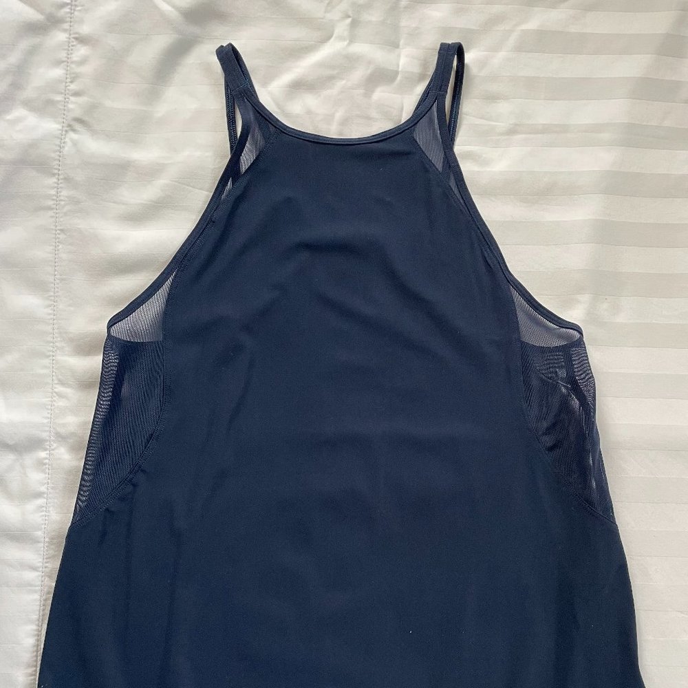Lululemon Run Off-Route Tank Size 2 True Navy